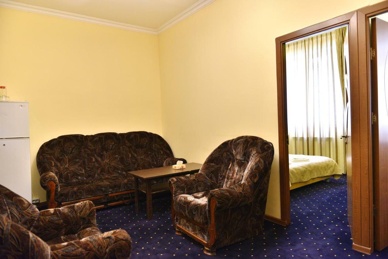 Greenwood Hotel Dilijan Exterior photo